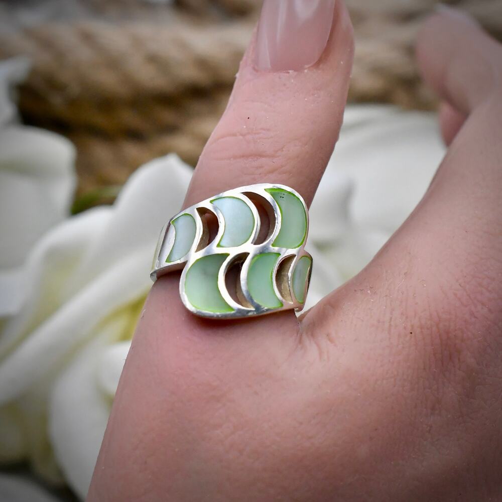 Vintage Sterling Silver Chrysoprase Inlay Ring Size 7.5 Apple Green Moon 925